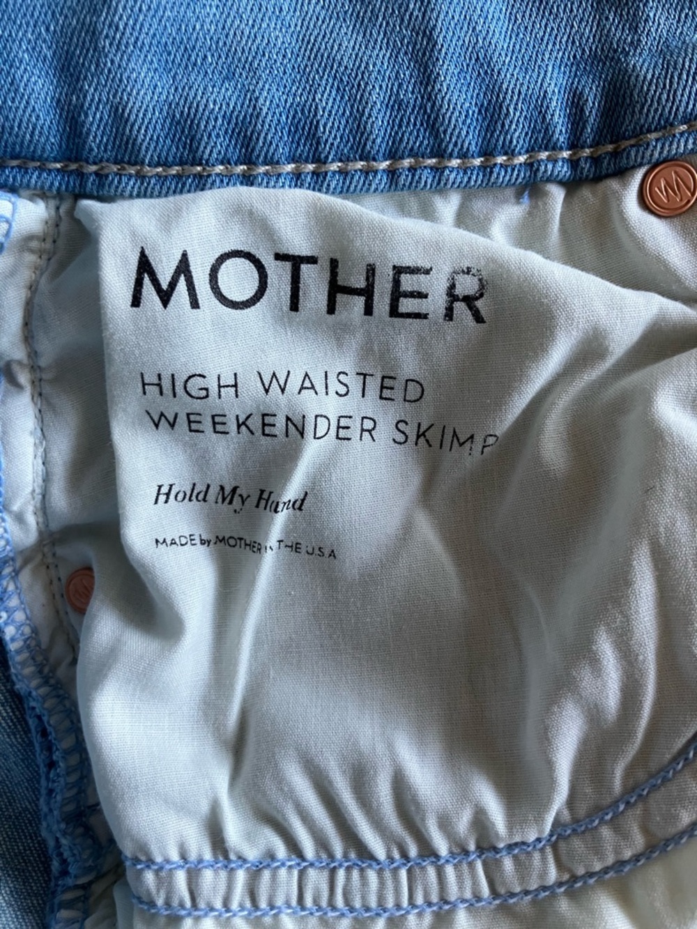 MOTHER High Waisted Weekender Skimp Jeans in Hold My Hand - Size 28 - Picture 9 of 12